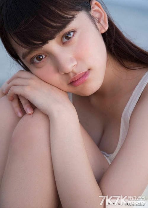 17岁写真女星界的明日之星的——都丸纱也华